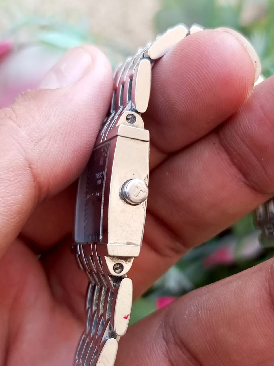 تيسوت سويسري اصل الاصل بلادي بل كامل يلبس ايد ناعمة ونسائي سعر 100


**إذا كنت صاحب هذا الإعلان وتريد حذفه لأي سبب، رجاءا أرسل رسالة إلى الدعم الفني**