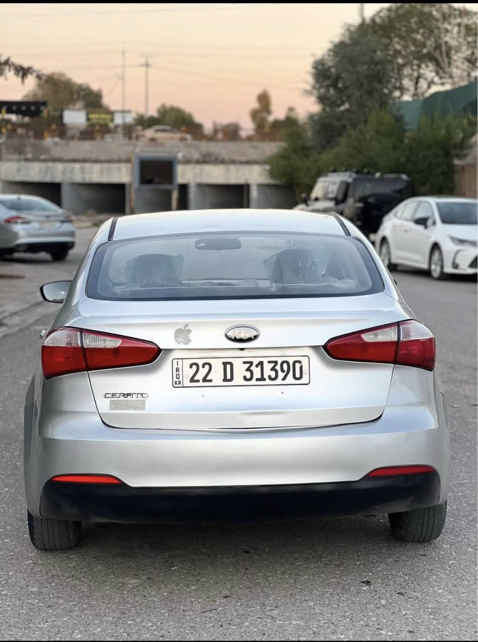 السلام عليكم كيا سيراتو 2014 خليجي ب اسمي تحويل او وكاله مكان بغداد سعر 105 وبيها مجال بسيط للاستفسار ***********
