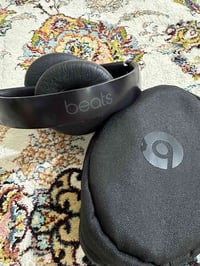 سماعات • مستعملة • نضافه ١٠٠٪