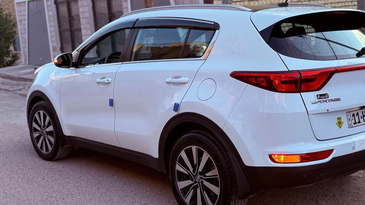 سبورتج ٢٠١٨ الشركه الدولية
خليجي مكفوله من الصبغ والظربه والفتح
فتحه بنوراما
كير محرك كله مكفول
ماشيه ٧٢ الف حقيقي
ضمان الدوليه العراقيه 
محرك 2000 دوش 
تبريد قطعتين 
فول تحكمات 
كشافات نهاري 
اشاير بالمري 
السعر ١٨٧ و بيه مجال بسيط
بغداد حي الاعلام 
*********** Colombo, Sri Lanka
