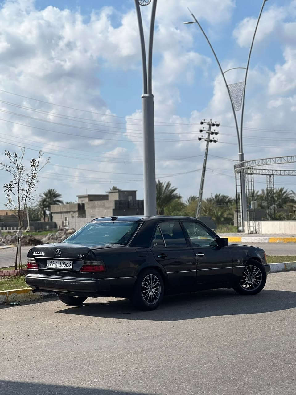 للبيع او مراوس دب 300موديل 88كير ومحرك بطه2500لا تنقيص ولا تبخير مصبوغه عام تريد بي ليك فقط سياره حلوه وجاهزه وشرط التحويل سنويه نافذه صارلها سنه
مكان السياره تكريت_العلم ***********
