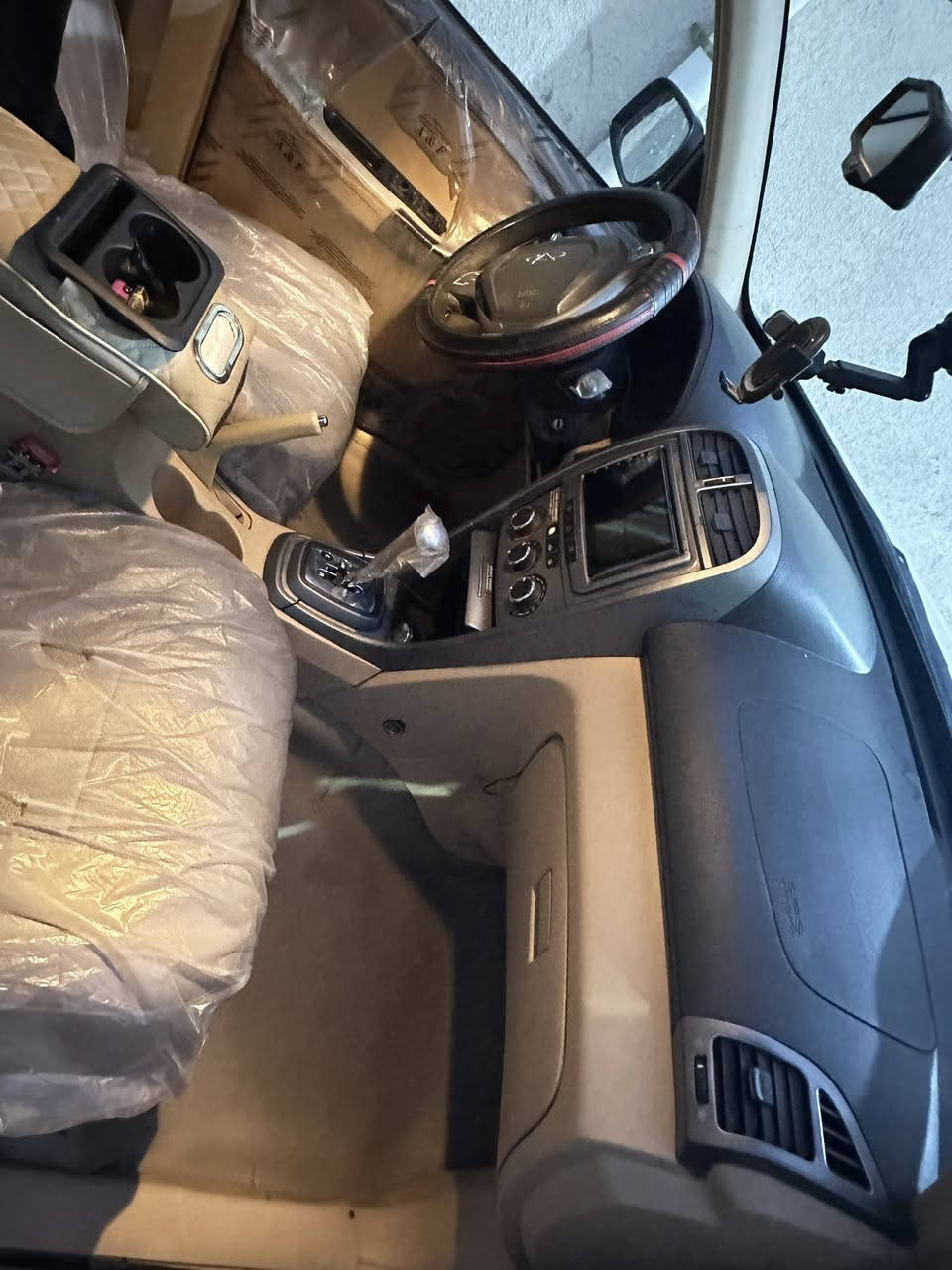 السلام عليكم
تيكو شيري 2013 للبيع
كير ومكينه نضيفات ومكفولات 
رقمها بغداد 
مكاني البصرة 
سياره كامله من كلشي 
السعر68 بيها مجال بسيطط 
السيارة فول مدارات 
الرقم: ***********
