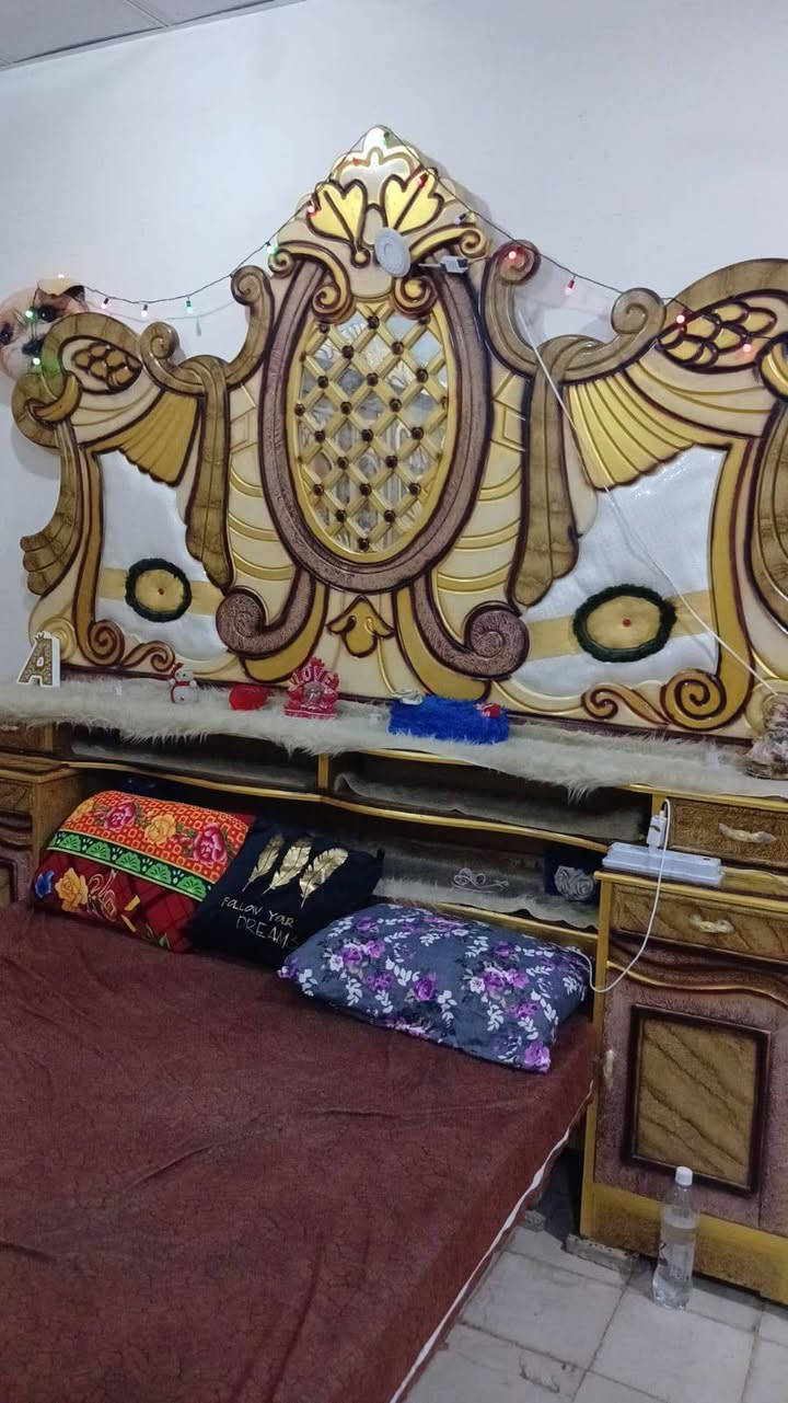 غرفه للبيع  مليون وبيه مجال  الرقم ***********
