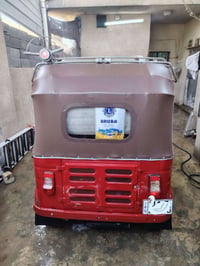 تكتك 18شهر 11مكينه نضيفه مرقمه رقم بغداد صبغ مقطوره الشراي يخابر 07763...