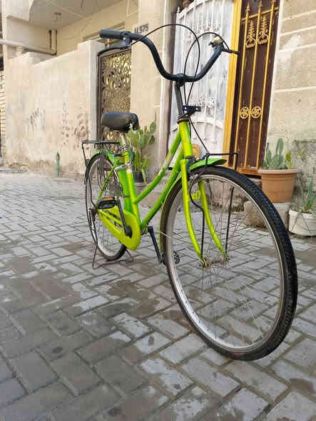 السلام عليكم باسيكل للبيع المكان البياع الشرطة الخامسه قرب جامع الجميلي السعر 150 رقم ***********
