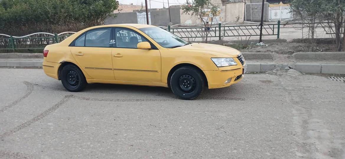 سلام عليكم من رخصت ادمن سوناتا موديل ١٢ سياره جاهزه رقم بصره نكليزي  العنوان ميسان ***********
