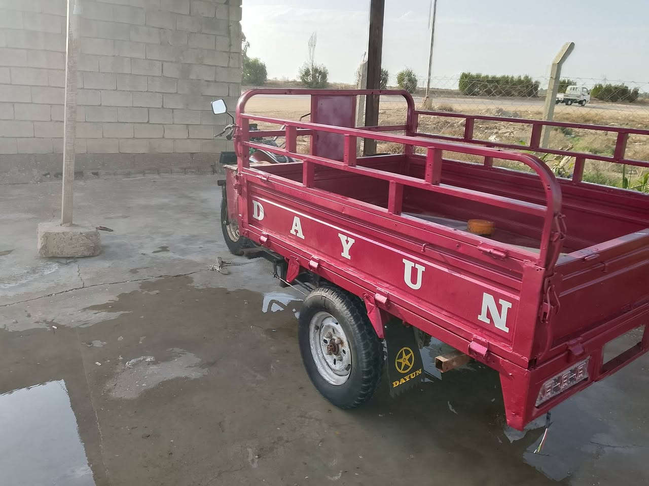 سلام عليكم اخوان
ستوته للبيع موديل 15 اوراق أصولي 
صبغ عام صبغ درجه اولى مكينه تخبل تايرات جدد بكات ضفيره صدر كله جديد عوزه شغلات بسيطه سعره ٩٠٠ وبيه مجال بسيط
ملاحضه مكلف بنشر هذه رقم صاحبه
***********
***********
