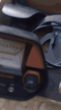 كاميرا وكاشف معادن وذهب جديد بالباكيت السعر موجود بالخاص ٠٧٧٠٦٧٠٨٤٤٧ و...