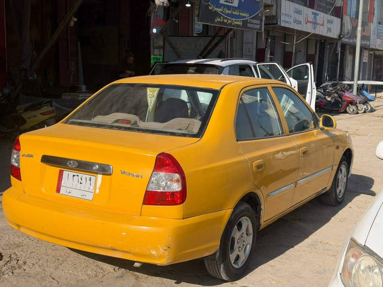 هونداي فيرنه موديل ١٤ رقم بابل مكانه بابل المركز مكفوله وجاهزه *********** السعر ٧٥ قفل
