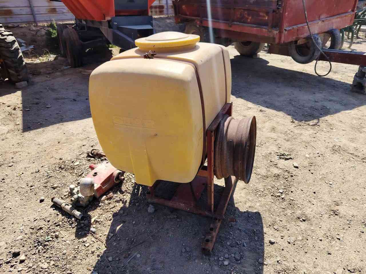 السلام عليكم محموله 300 لتر للبيع العنوان بغداد اليوسفيه ***********و ***********
