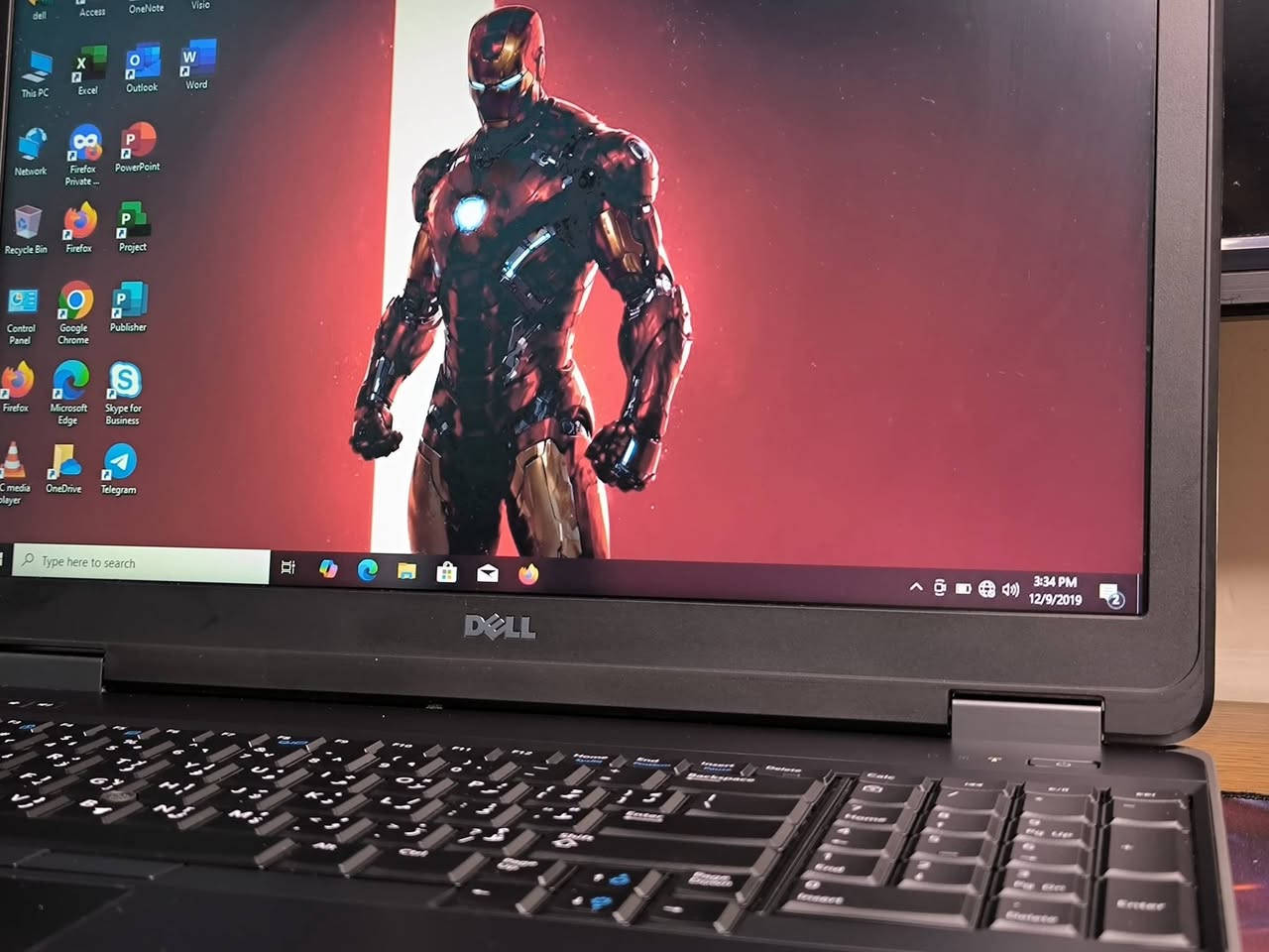 💻 Dell Latitude E6540🔥

✅ مناسب للأعمال المكتبية👨‍💻، الدراسة📚، التصفح، والبرامج اليومية👨‍🎓
✅ جهاز عملي ومتين من سلسلة Latitude المعروفة بالاعتمادية🖥️. 

🤍💛 المواصفات 💛🤍

 🚀 معالج Intel Core i7 الجيل الرابع – فئة M
🧠 RAM 8GB DDR3 – أداء سلس بدون تهنيگ
💾 SSD 256GB – سرعة عالية في التشغيل والبرامج
🎮 كرت شاشة Intel HD Graphics 4600
🖥️ شاشة 15.6 بوصة HD – رؤية واضحة ومريحة. 

💎💎💎💎💎💎💎💎💎💎💎💎💎💎💎💎💎💎

💰 السعر: 175 ألف دينار فقط. 

🚗يتوفر خدمة توصيل لجميع المحافظات.

🩵 بغداد 5 الف دينار فقط 
🩵محافظات 6 الف دينار فقط.

💎💎💎💎💎💎💎💎💎💎💎💎💎💎💎💎💎💎

🎊🎁 الهدايا الي توصل وياالجهاز 🎁🎊
1_ شاحنة الابتوب 
2_حقيبة الابتوب 
3_ماوس ضوئي
4_ماوس باد 

💎💎💎💎💎💎💎💎💎💎💎💎💎💎💎💎💎💎
📑 ضمان لمدة عشره أيام من تاريخ الإستلام.

☎️للحجز والاستفسار التواصل على الواتساب أو المازنجر***********
