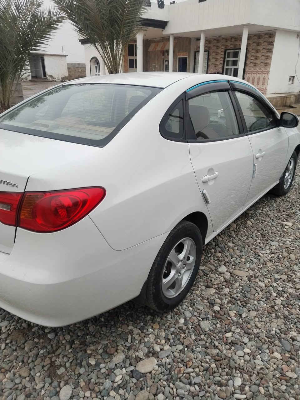 للبيع الانتره مقدس موديل ٢٠١٠ بدون صبغ او حادث كير محرك شرط السياره جديده مال بيت رقم جديد دفتر بانزين السعر ١١٥ بيه مجال حك جيتك الشراي يتصل على *********** مكان السياره الحويجة العباسي قرية العيون
