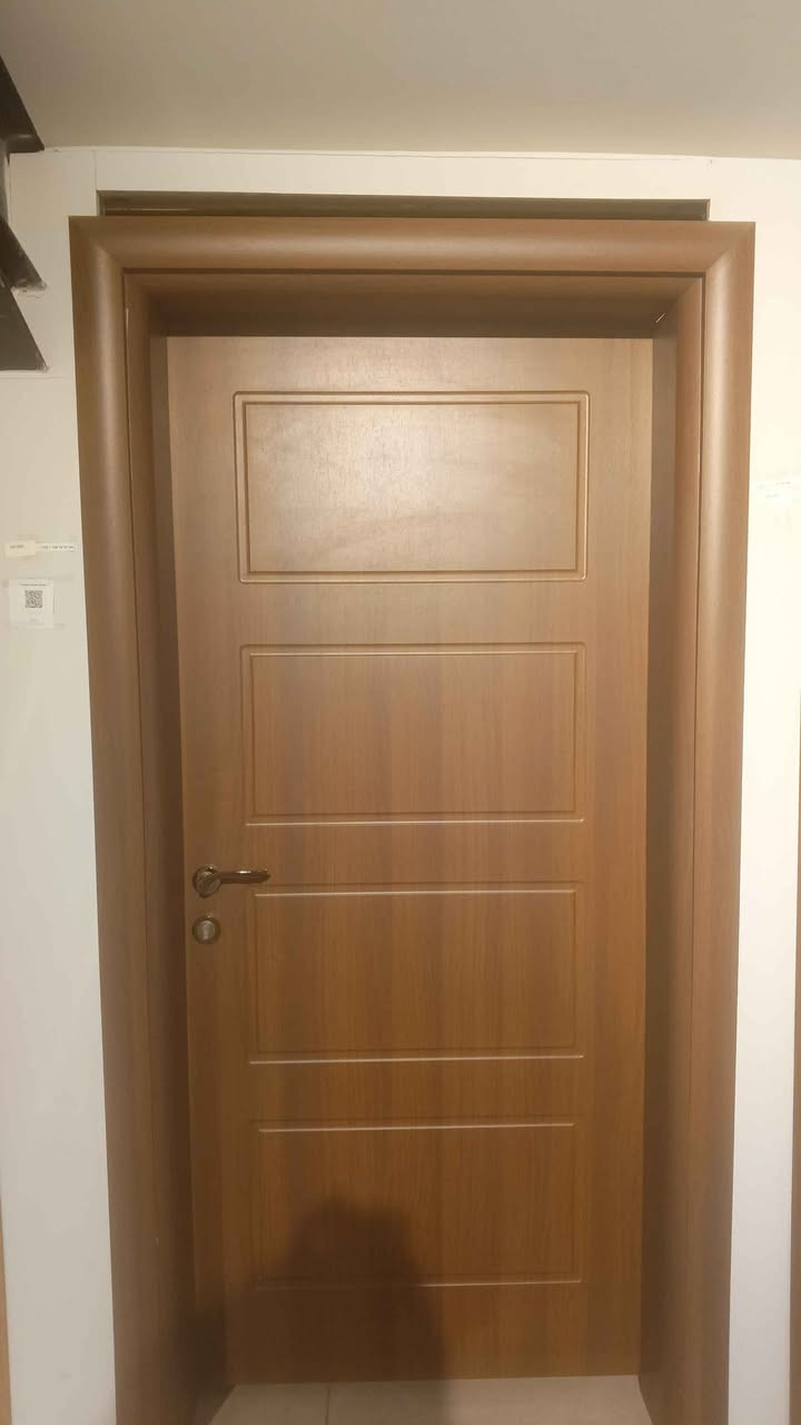 عرض خاص ولفترة محدودة على القطع الأخيرة 💥
باب خش جديد  ومتين تركي درجة اولى 
شغل مضبوط ويعيش وياك سنين
يناسب البيوت والشقق والمكاتب والمحلات وبكل الالوان
💰 السعر: 300 ألف فقط (مخفّض)
✨ خشب طبيعي✨
📦 الكمية محدودة
📍العراق- ديالى - حي المعلمين مقابل مطعم الوان 
📞 للتواصل والاستفسار : واتساب
***********
⏳ لا يفوتك العرض… السعر ما يتعوّض ولا موجود بكل العراق بعقوبة, ديالى
