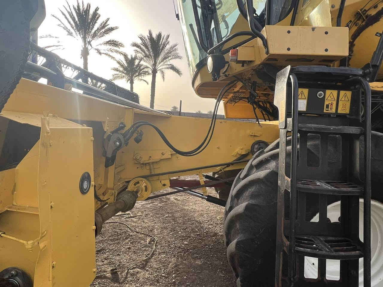 حاصده اربعه بلم 2012 فول نضافه مديومه كامل رقم جديد اوسنويه جديده بسمي للستفسار ***********
