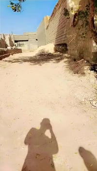 عرصه للبيع المساحه 100 متر الموقع نزلة الباديات ثاني فرع قريبه جدآ الش...