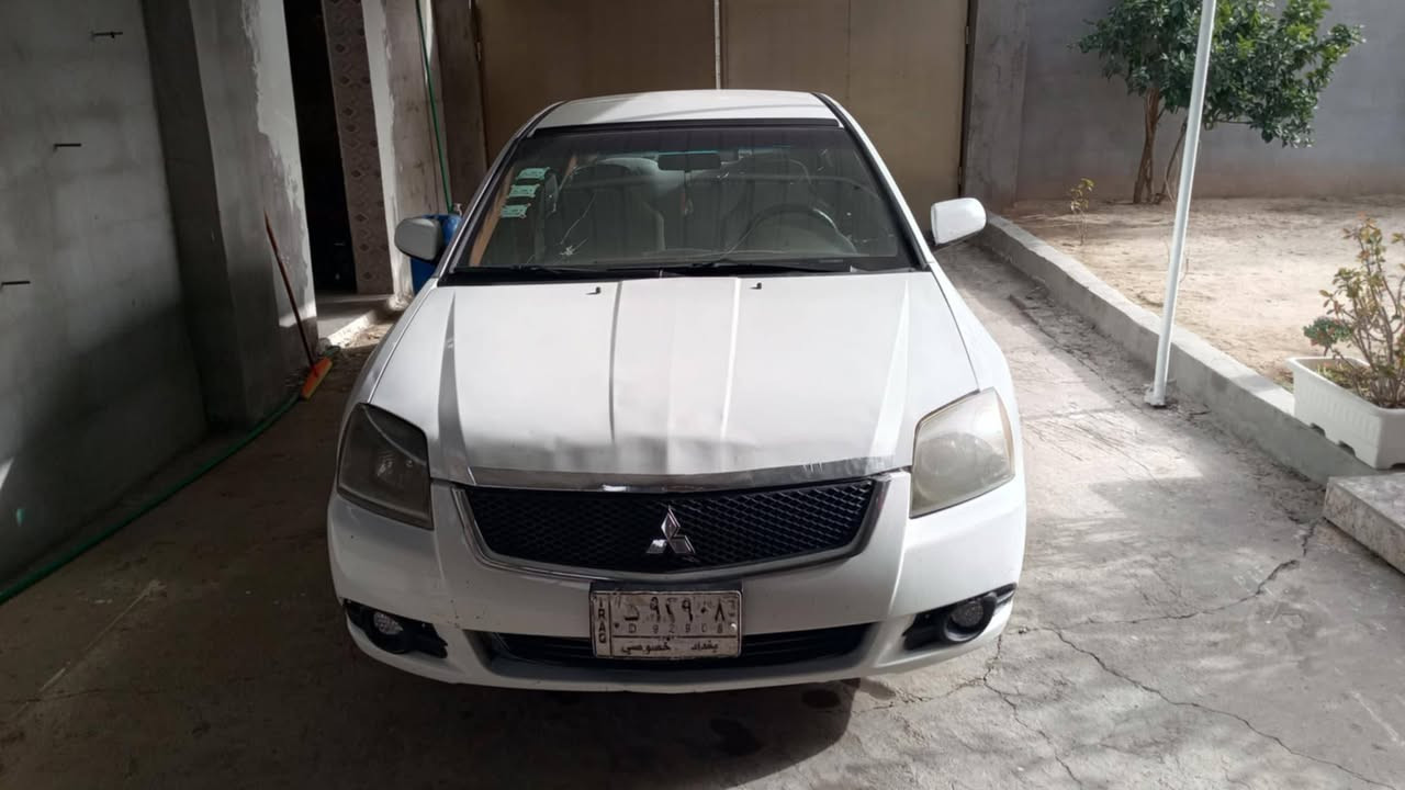 للبيع او مراوس
مسبوشي كلنت 2011
رقم بغداد الماني 
كير ومحرك جديد 
صدر الامامي نص عمر
صدر الخلفي جديد 
تخم تايرات 
تبريد ثلج تدفئة شغال 
السعر 60 بيه مجال *********** 
مكان السياره صلاح الدين الضلوعية  
الاقواس السياره
