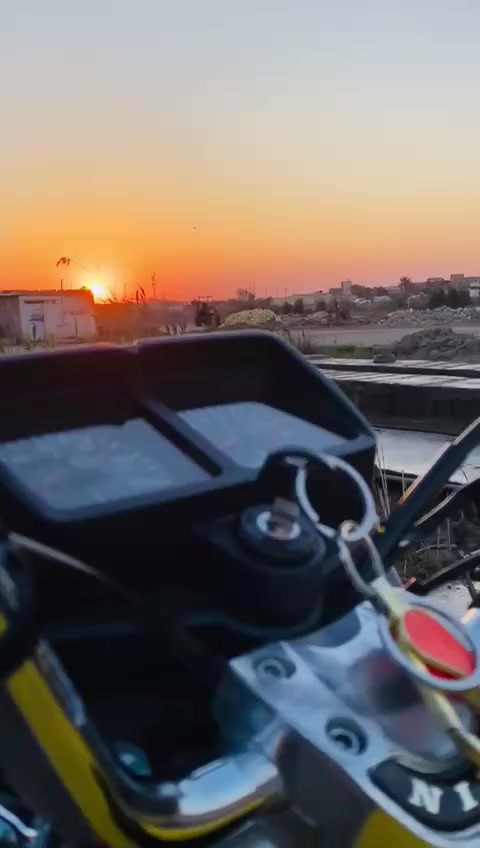 سلام عليكم دراجه 4كير نامه   شاصي 20رشه  وتعمير2025كفاله عامه وراق صولي سعر مليون وبيهه مجال مكاني واسط قضاء الموفقيه ***********
