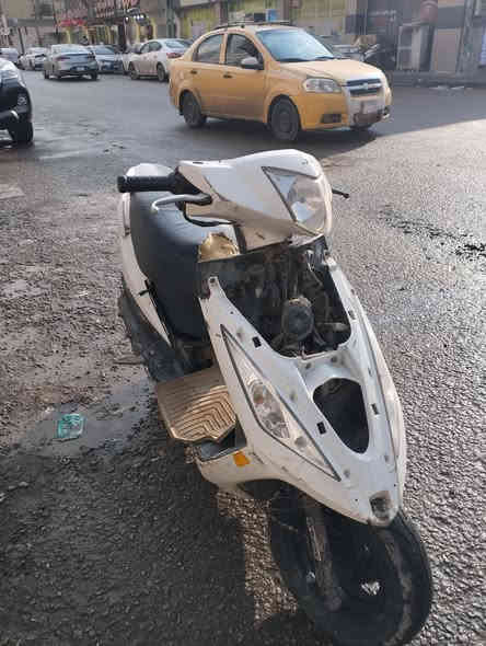 دراجه اسيام للبيع كلشي ما بيه شغاله المكان الكوفه حي ميسان قرب نفق المختار السعر ٢٣٠وبيه مجال قليل رقم الهاتف ***********
