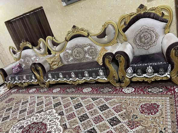 للبيع تخم 
سعر ٦٠٠ وبي مجال 
***********
