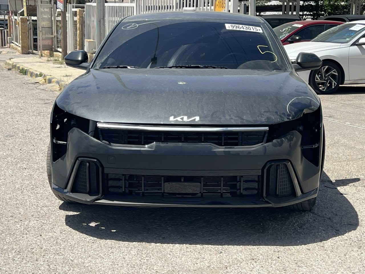السلام عليكم كي فور موجوده بلحره حادث بسيط اصبعين فقط بلبنيد
السياره موجوده بشارع 20 شمال 
معرض برج بغداد
الاتصال
***********
