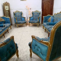 تخم زان مصري نظيف جدا 10مقاعد ب340الف وبي مجال المكان الوشاش 077384149...