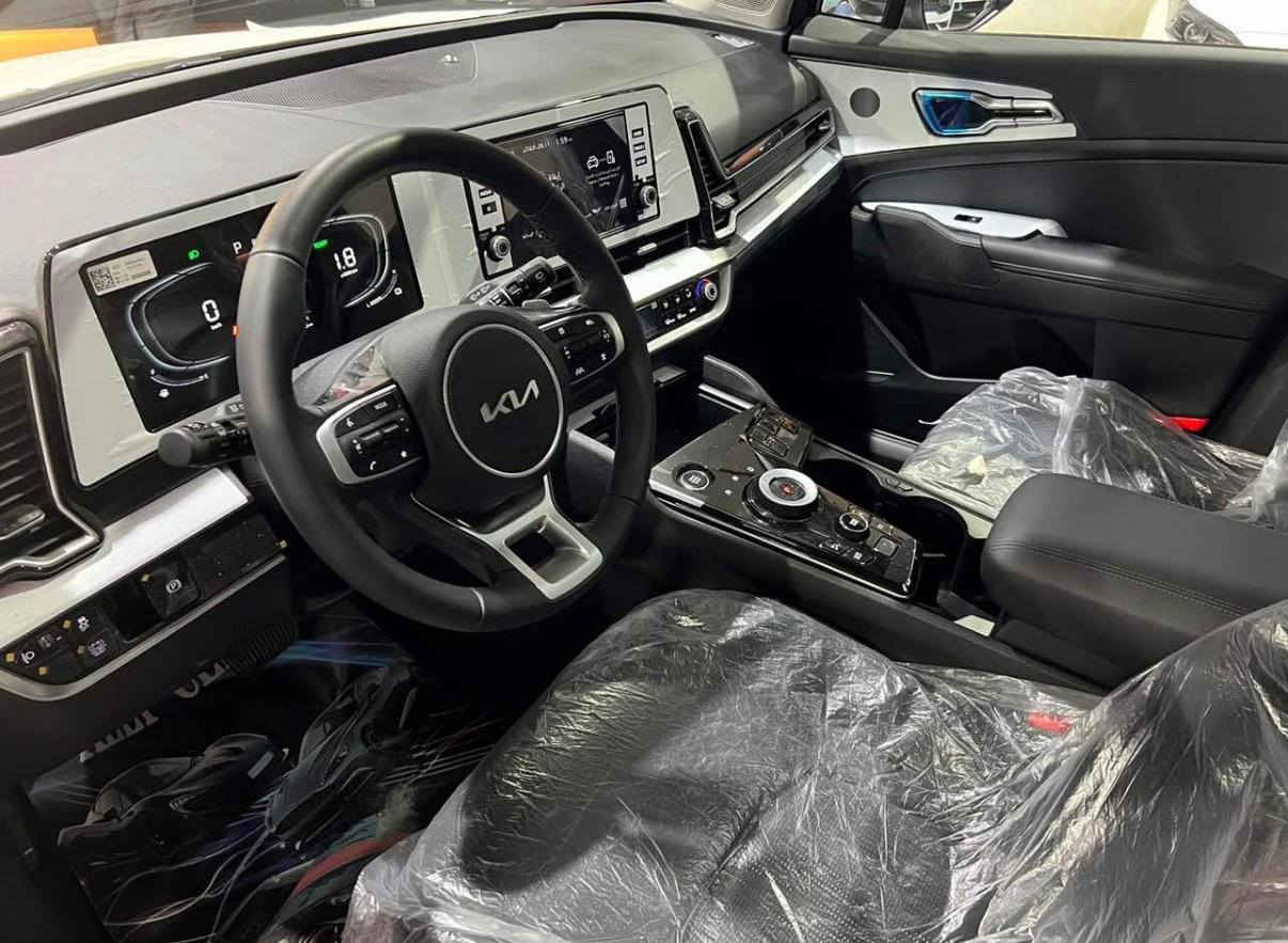 السلام عليكم
سبورتاج للبيع 

  (هايبرد-تيربو)

        

كيا سبورتج موديل 2024 السيارة مكفولة كفاله عامه  

رقم بغداد هزة ورقم جديد

ماشيه 9kmالف 🚨✅

خليجي موديل 2024✅

ام ضمان 

بانوراما 

حساسات خلفية أمامية ✅

لايت زينون + LED✅

كشافات ✅

رادار

بك لايت LED✅

ويل كب ✅

ماسحة خلفية✅

اريل نفكيتر ✅

مفتاح التشغيل بصمة ✅ (بصمتين موجودة)

دشبول شاشة ✅

كير ماوس

كاميرا دوارة ✅

مثبت السرعة Cruise✅

المودات والأوامر الصوتية✅

أوضاع القيادة  Drive Mode✅

فحص أنظمة السيارة ✅

مقود جلد حياكة ✅

شفتات مقود✅

قطعتين تبريد✅

هاند بريك كهرباء ✅

ا ABS ✅

ا Auto Hold   أوتو هولد✅

ا ISOFIX   مثبت مقعد الطفل✅

نظام مانع الانزلاق✅

نظام نزول المنحدرات ✅

اشارة في المرايا الجانبية✅

مخرج منفذ الطاقة✅

ا  Bluetooth ✅

داخل لونين ✅

شاحن هاتف Wireless ✅

موقع: بغداد / صليخ 

السعر ٢١٩$بيها مجال

رقم ***********
