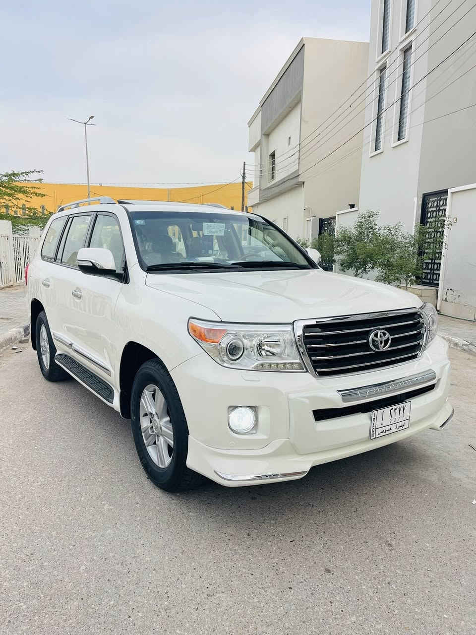 سلام عليكم
للبيع او مراوس حسب القناعه 
لاندكروز GXR 2013 ساز ماشيه 87 اصل 
مكفوله ضربه وصبغ وتبديل 
محرك وكير مكفول سياره جاهزه تخم تاير دنلوب ياباني غرفته جديده بدون تشققات 
مكفوله من الزنجار او الخياس بالابواب 
شاشه وكامرتين امامي خلفي وحساس خلفي وفتحه وتحكم ستيرا ٣ قطع تبريد وثلاجه ٧ راكب رقم بصره رباعي 2377 وبقيه المواصفات معروفه 
مكاني البصره الجبيله قرب مول بصره تايم 
للاستفسار 
***********
