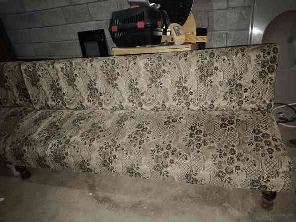 قه زه فه ی توحفه مودیل کۆن بو فرۆشتن بای 150هه زارو معامله سلیمانی ڕاپه رین *********** السليمانية
