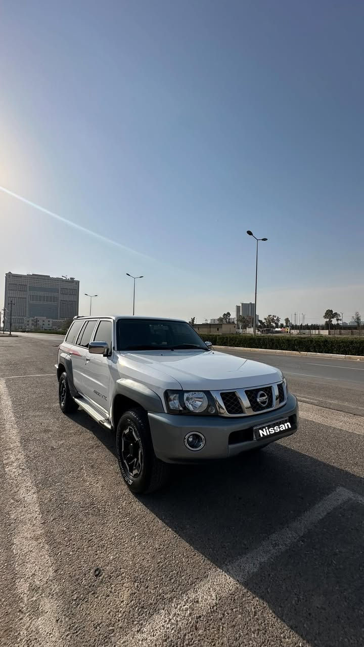 نيسان باترول
٢٠٠٩  بانزين محرك ٤٥٠٠
گير عادى
سياره مكفوله
سنوي جديده ٢٠٣١
رقم أربيل 
تاخم تايرات ويل جديد
سياره كلش نضيفه
گير محرك اكسل تبريد كل بشرت محرك ما مفتوح
ماشيه ٢٠٠ الف كم ماشية
مكان أربيل 

واتس اب 
***********
