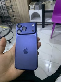 17برو ماكس للبيع ذاكره 256 بطاريه 100مشحون85مره نضيف كلشي ما بي كامل م...