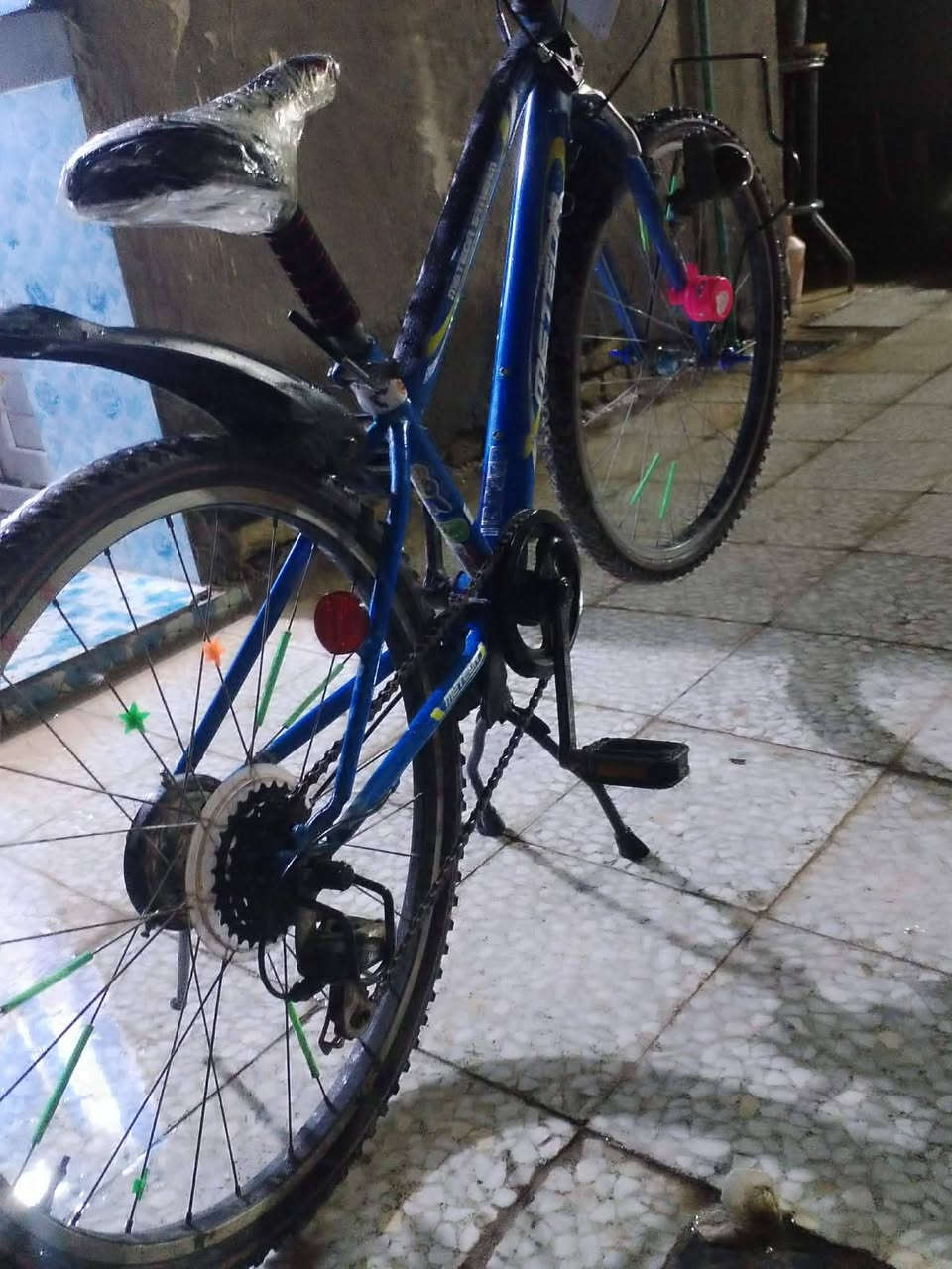 بايسكل ياباني جديد حجم 24 للبيع او مراوس سعر 100 وبي مجال


**إذا كنت صاحب هذا الإعلان وتريد حذفه لأي سبب، رجاءا أرسل رسالة إلى الدعم الفني**