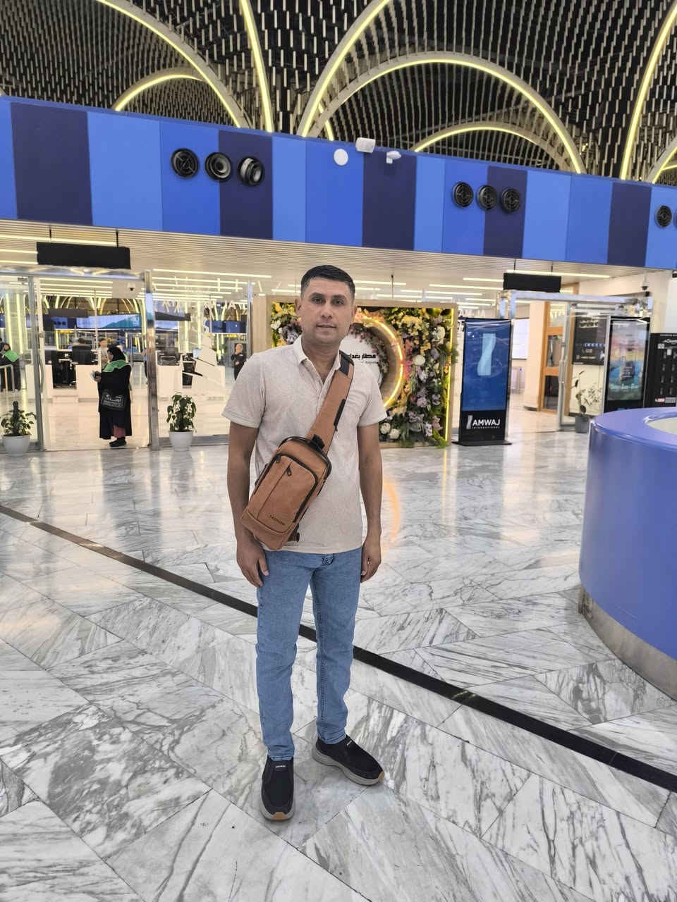 العمرة - طيران - 1,450الف دينار فقط 
    البر -  850 الف دينار فقط 

🕋👀  عمـــرة   👀🕋
 ✅ عمرتين  رجب ---- وشعبان 
 طيران - 1,450 الف دينار فقط 

✔️موعد الرحلة 2026/1/15
 👈 نقدآ💰 وبالتقسيط 👉

👈 مع  حملة فؤاد العكيلي الفلاحيه للعمرة 👉

 جديدة عرعر براً  🚌  🚌  فقط  850  الف دينار فقط 
 طيران  ✈️ ✈️ ✈️          فقط  1,450  الف دينار فقط 
السكن في مكة محبس الجن 
( فندق مكة كونكورد ⭐️⭐️⭐️
أحجز 🪑 مقعدك من الان العدد محدود جداً
🔴 يرافق الحملة مرشد ديني معتمد من الحوزة 👳‍♀️
 للراغبين بأداء مناسك العمرة
تسليم جوازاتهم الى مقر المكتب
مدة الرحلة 10 ليالي 

1️⃣- نقل من مقر الشركة الى مطار بغداد وبالعكس 🚘 
2️⃣ -السكن غرف ثلاثي ورباعي و خماسي  🛌
3️⃣-مزارات مكة المكرمة والمدينة المنورة
4️⃣-برنامج الطيران ✈️ مباشر بغداد - مدينة 
رحلة الى جدة اختيارية 
 احرامات نسائي- رجالي 
جنط كتف صغير + كبيرة
3 وجبات طعام -  اوبن بوفية 
رحلة ترفيهية الى جدة اختيارية 

👇👇👇👇👇👇👇👇👇👇👇
---------------------------------------------
للاستفسار :👇👇👇
كوت - الفلاحية شارع المركز ـ قرب مكتبة البنين 

للتواصل  ⬅️ وات ساب ➡️او الاتصال 
👇👇👇👇👇👇👇👇
☎️***********
     ***********

تريد تسافر وماعندك امكانية بس ب 100 الف دينار فقط 
بالتقسيط - كل شهر - سارعو بتسليم الجوازات
انتهز الفرصة ماطول الاسعار رخيصة 
خدمة ضيوف الرحمن - شرف لنا
