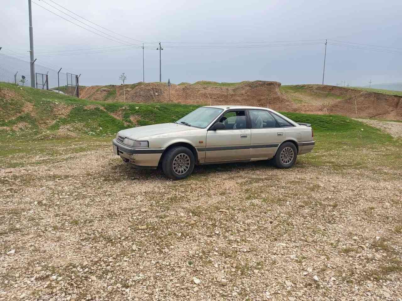 السلام عليكم للبيع مازدا موديل 1991
تبريد شغال تايرات باتري جديد محرك كير شرط درايم شفت ودبل ايمن موزينات وبيها اخياس  الذيول سنويه وهزه لل2029  غرامات صفر وبسمي  رقمها ديالى مشروع وطني السعر 38 مكاني بغداد حي اور الاستفسار ‏‪0771 749 8722‬‏
