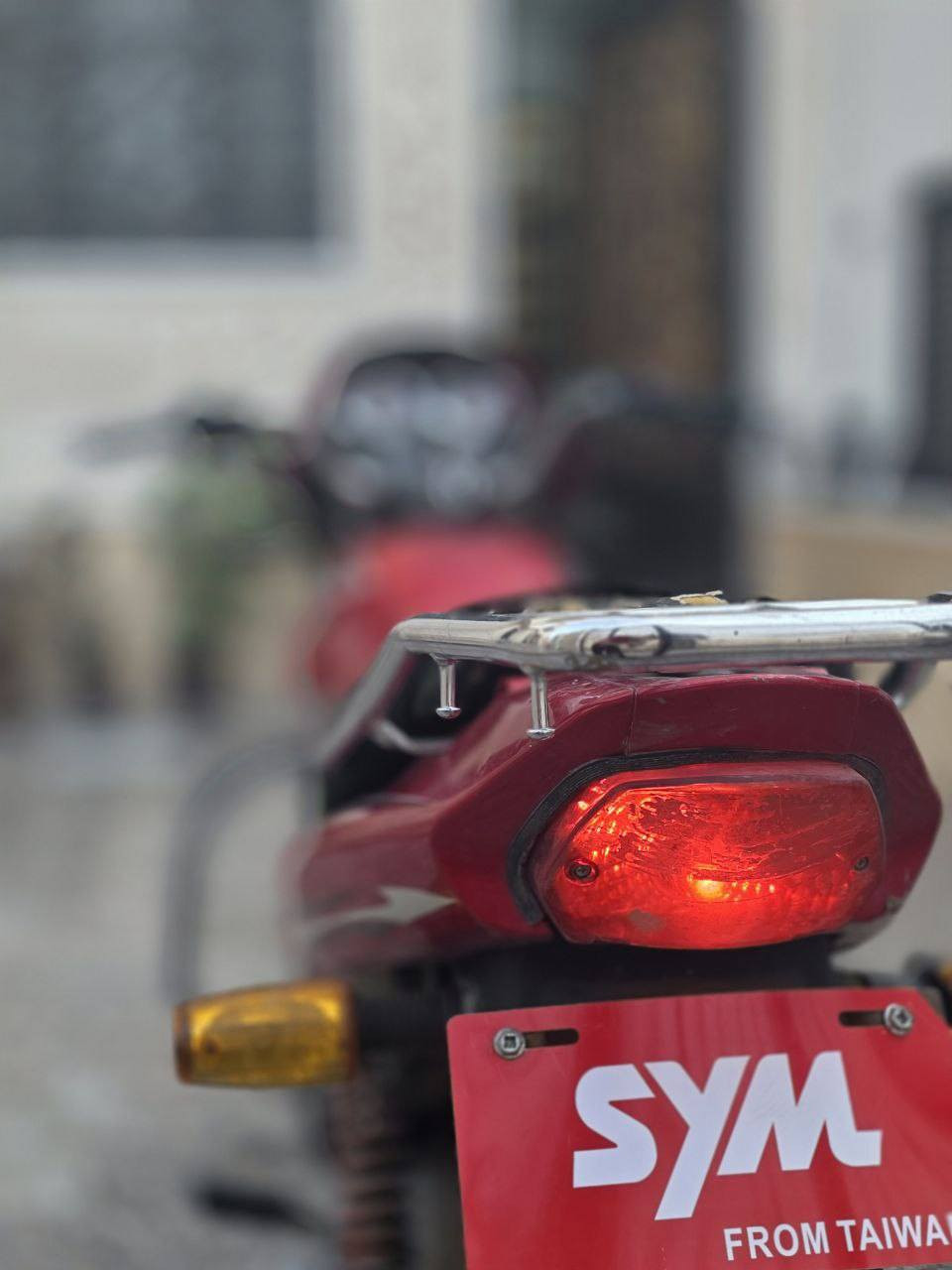 السلام عليكم 
للبيع سايم كير شغال صلف وهندر يحتاجلة بعض الترتيبات
السعر 600 
للإستفسار الاتصال على صاحبة***********
