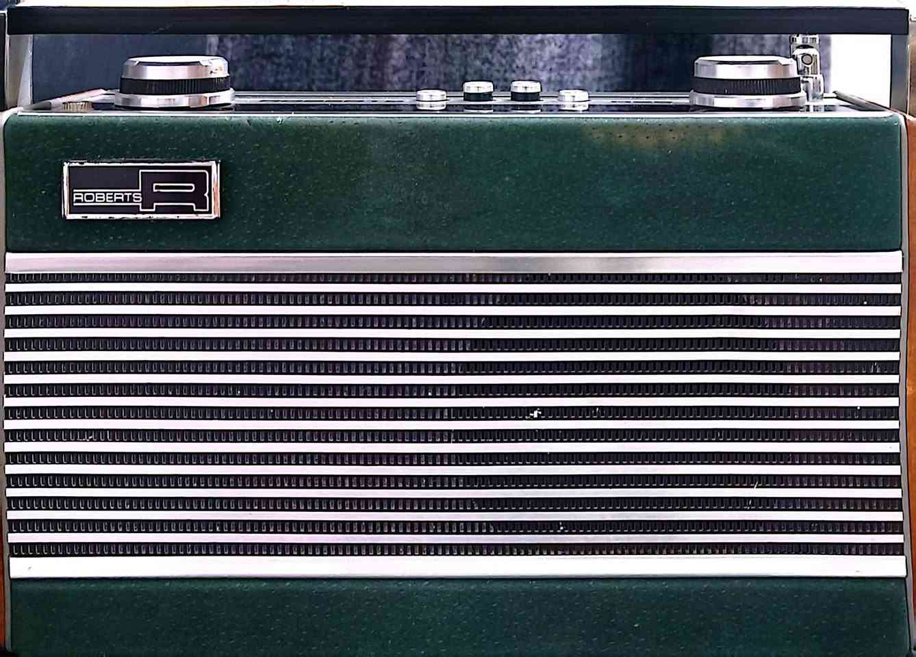 سلام عليكم  راديو انتيكا  شرط النظافة  سعر البيع  55


**إذا كنت صاحب هذا الإعلان وتريد حذفه لأي سبب، رجاءا أرسل رسالة إلى الدعم الفني**