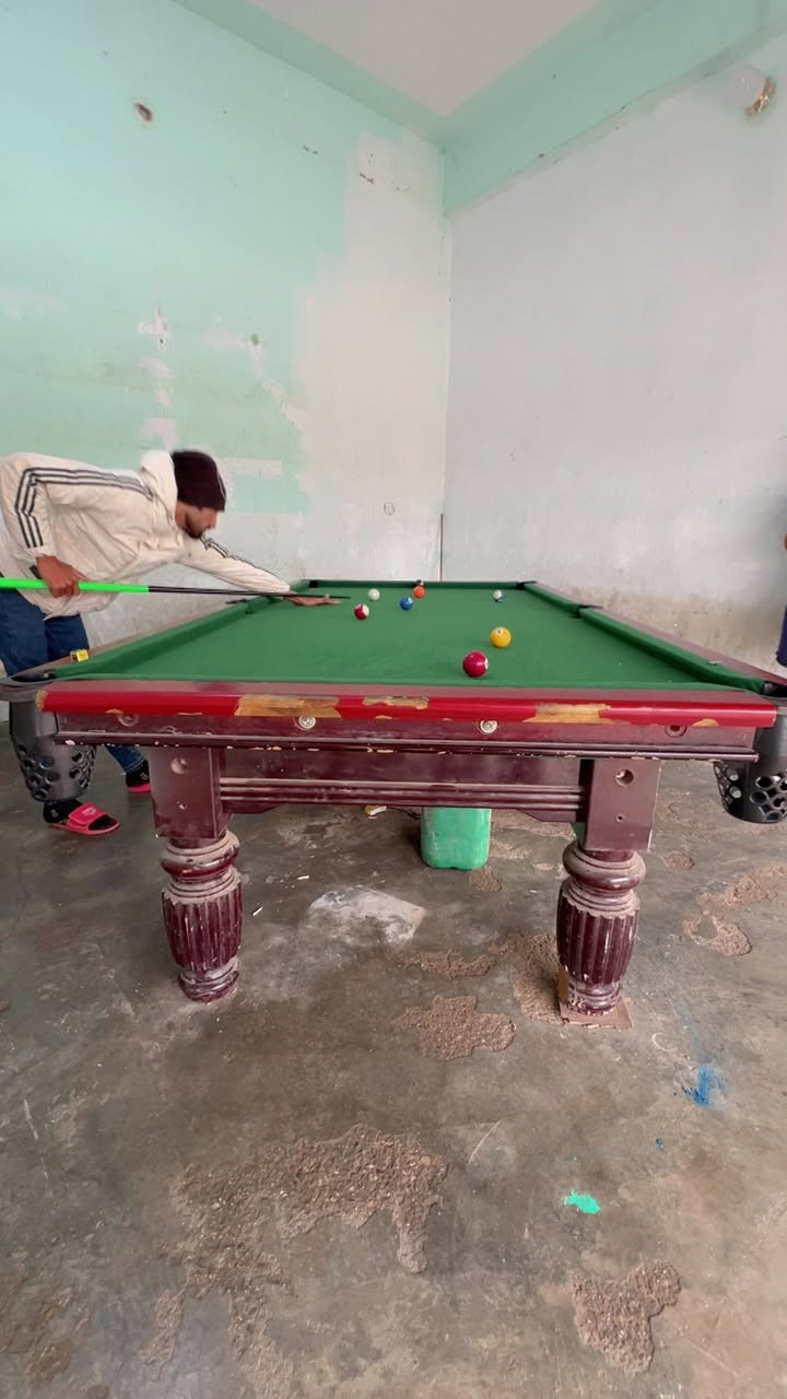 ميز بليارد فانوص النظافة 70‎%‎ مع سيت طبب وكيوبات عدد 2 
السعر 400وبي مجال بسيط الرمادي التاميم القادسية الثانية
هـ ***********
