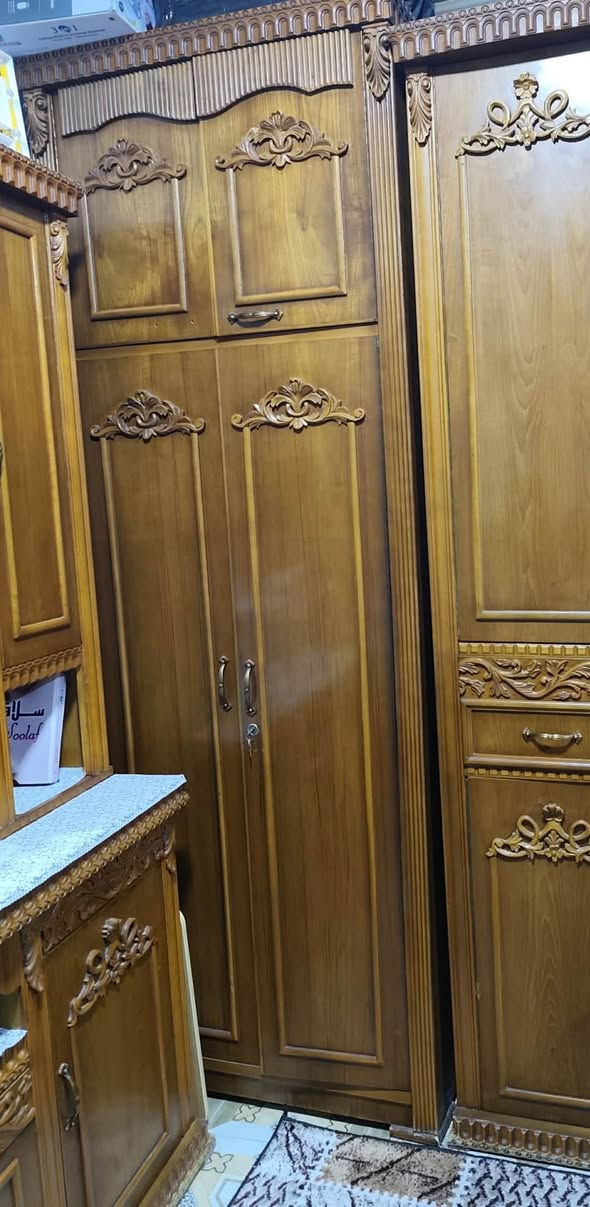 للبيع ثخت ملكي مع زاوية وصندق صغير ومع ثخت طفل كلهم اريدهم ب 500الف


**إذا كنت صاحب هذا الإعلان وتريد حذفه لأي سبب، رجاءا أرسل رسالة إلى الدعم الفني**