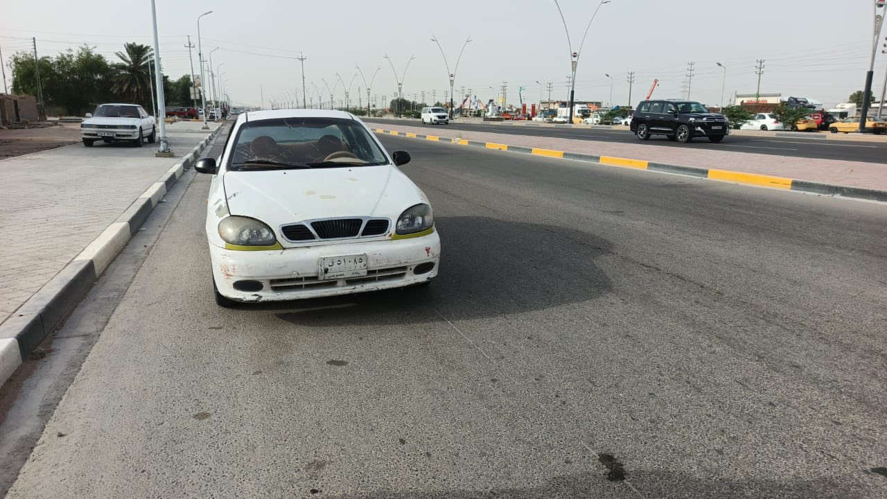 السلام عليكم سياره للبيع مكينه وكير جدد والبدي كدامك عوزها بس صبق راعيها مااندله اتعهدلك من السرقه سياره خدميه عوزها بس صبق كهرباىيات شغاله سعر 17 وبيها مجال رقم راعيها ***********   *********** انا مكلف بلنشر  عنوان البصره الزبير

