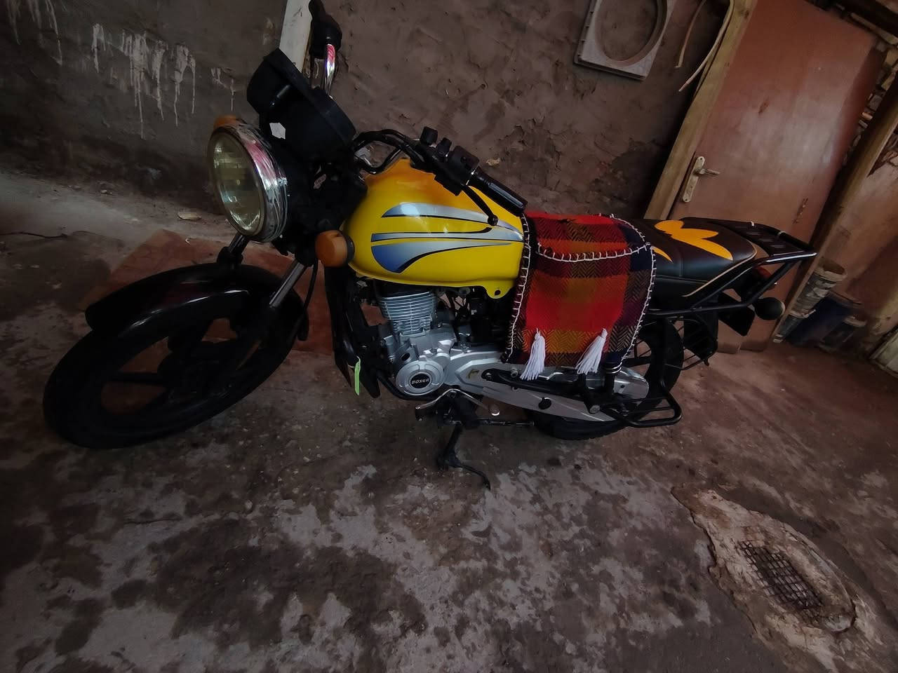 السلام عليكم
بوكسر 21 للبيع دراجه كفاله أوراق كامله اصولي
السعر 850
الرقم ***********
