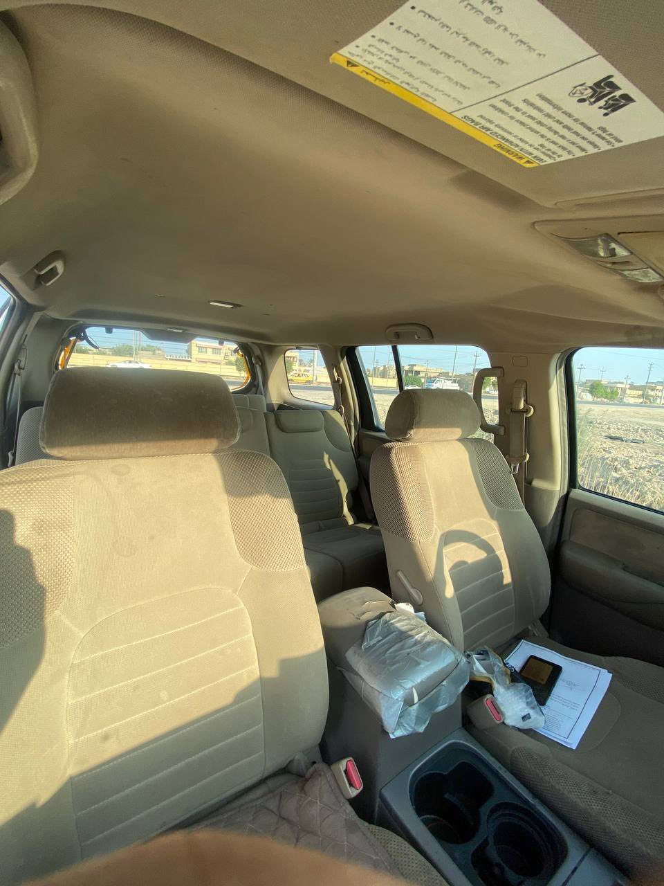 السلام عليكم
نيسان باثفايندر 2008 خليجي 
السيارة مكفولة عدا صبغ بالباب الامامي جهة الراكب و طخة ما مصلحة نفس الجهة بالباب الخلفي الباقي مكفول 
التبريد قطعتين شغال بس ضعيف 
الباقي كله نظيف و مكفول محرك و گير ماشية 300 الف كم 
السعر 93 و بيها مجال
***********
***********
العنوان البصرة / القرنة
