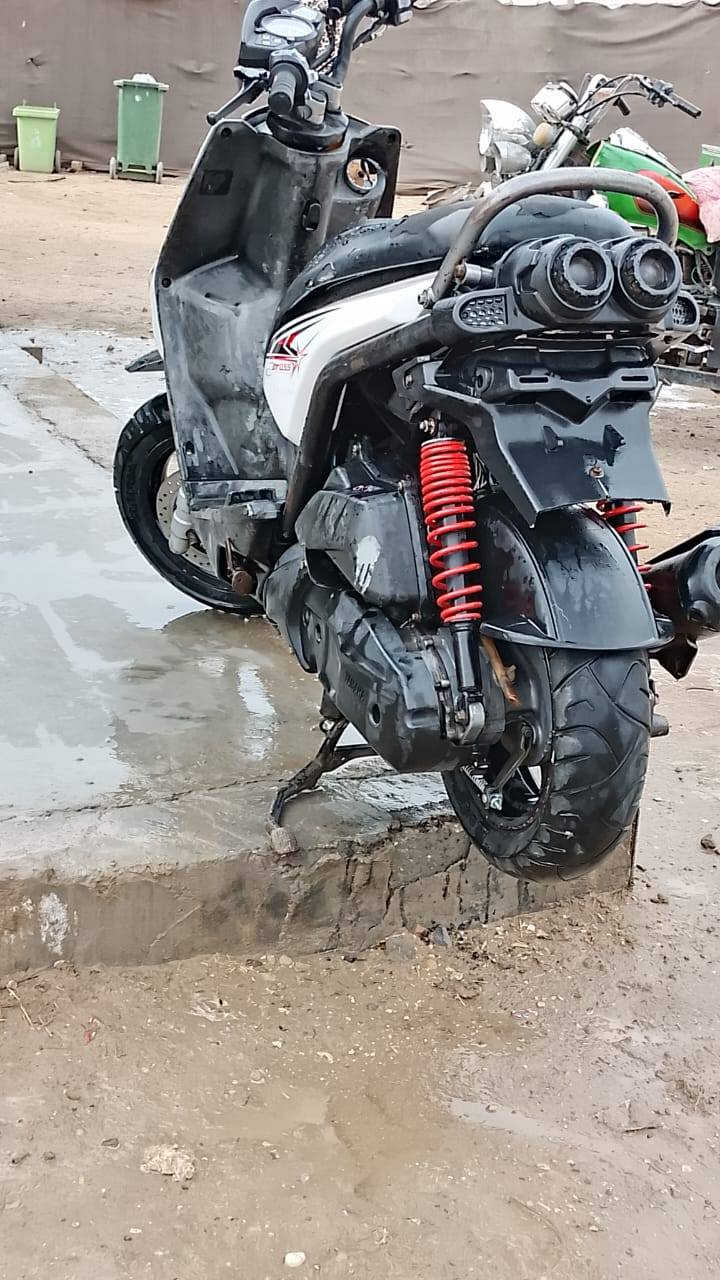 سلام عليكم زكنز جبلي لبيع***********
متروكه ماعرف شبيه ابيع عل وضعيه
