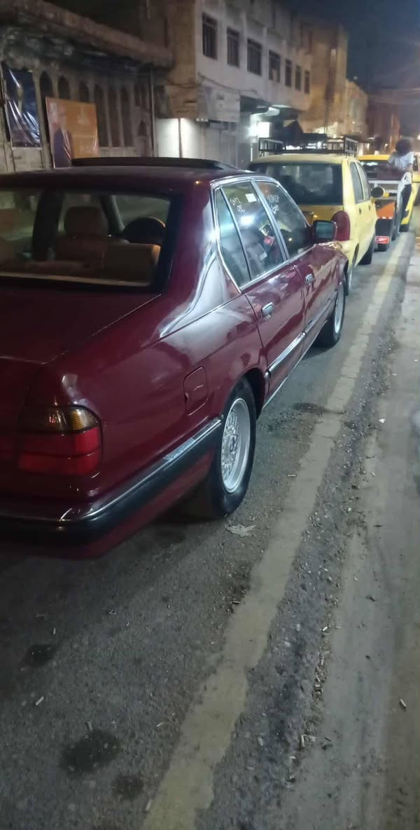 للبيع حجم 730 صبغ احزام بوند سكف صندوق شرط قطره صبغ مابي شرط تحويل سعر 65 موصل الايمن ***********
65144955077
