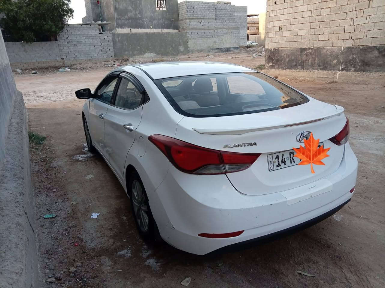 السلام عليكم  النترا موديل 2016 خليجي  رقم بصره الجديده محرك 1800 مامفتوح  ماشية  190  فتحه سقف  تحكم استيرن تبريد خلفي شاشه فول عدا البصمه مكفوله من الصبغ والضربه والتبديل فقط بارد بالقماره والدوسه 
السعر  123 وبيها مجال جد بسيط مكان السيارة شط العرب//  ***********
