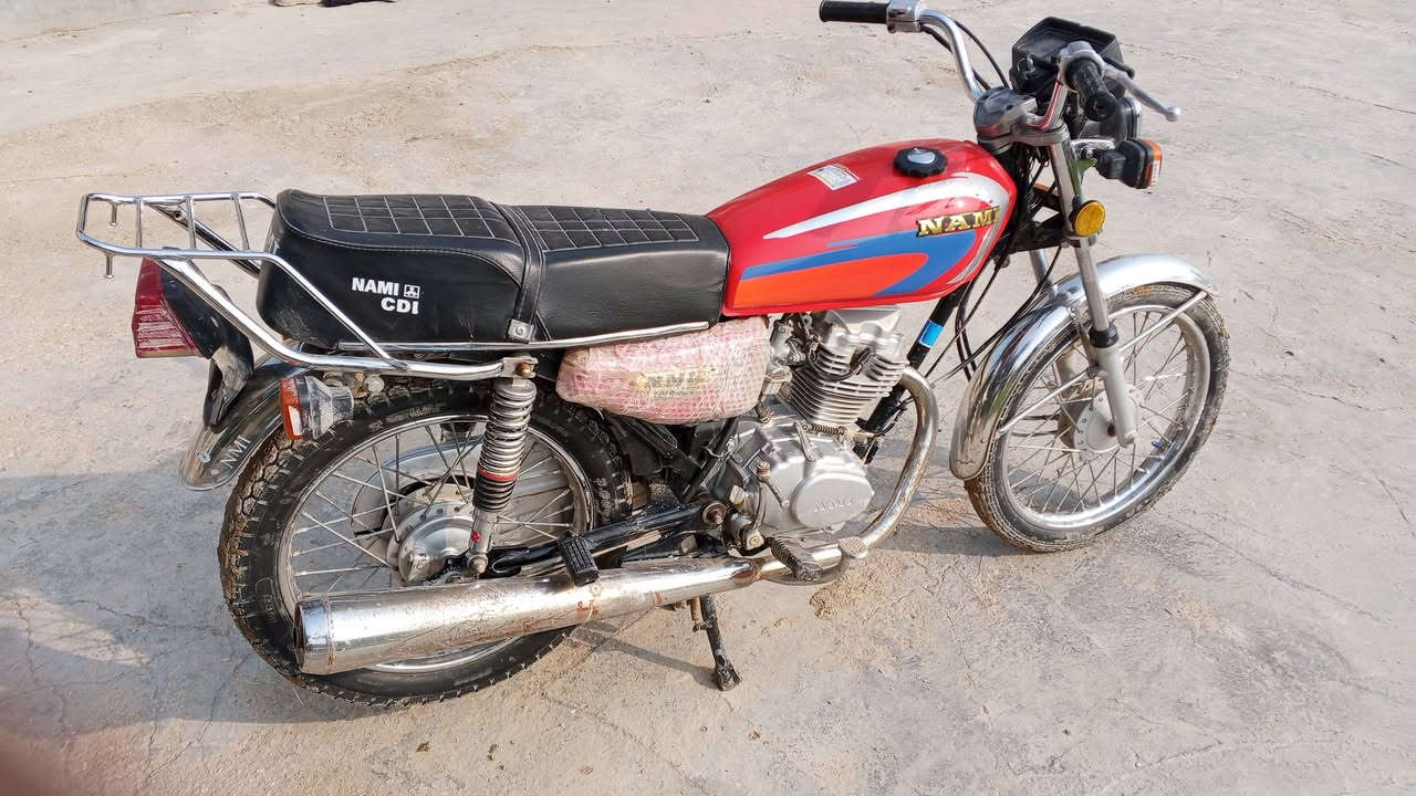 من رخصت مدير الكروب سلام عليكم دراجه لبيع شاصي 24 ولباقي شلامجه مكان بابل القاسم 
رقم الهاتف ***********
خاص ما متواجد
