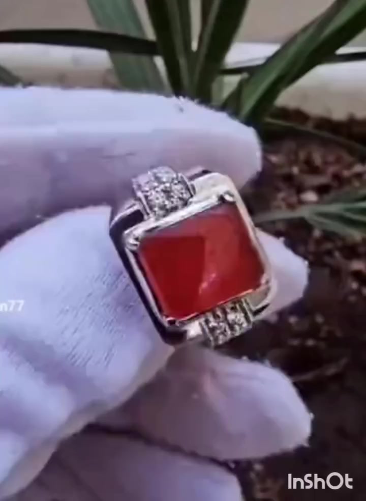 جوهرة العقيق اليمني الطبيعي مصاغة علي أرقي الصياغات المميزة بترصيع بالماس الطبيعي pure diamond 
للتواصل:
⭕الأتصال علي 01555509273
⭕واتس اب 01144221924
من خارج مصر اضافه كود 2+ قبل الرقم
⭕او ارسال رساله عبر رسائل الصفحة ⭕أو ارسال رساله عبر واتساب بصوره


**إذا كنت صاحب هذا الإعلان وتريد حذفه لأي سبب، رجاءا أرسل رسالة إلى الدعم الفني**