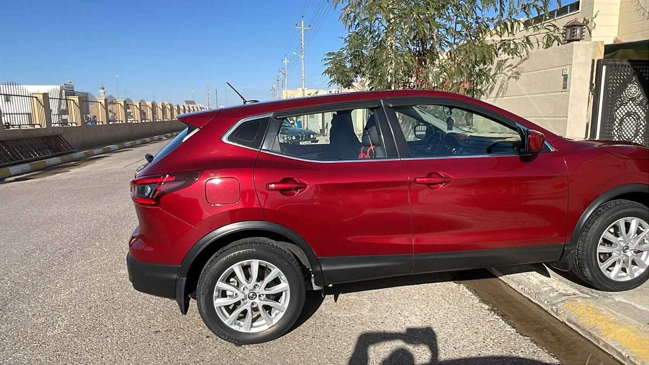 🚗للبيع فقط  نيسان روج سبورت 2021
رقم أربيل – ماشية 136 ألف كم
محرك 2000cc المرغوب
حادث سطحي بنيد فقط
بدون دواخل وبدون إيرباك 
محرك گير كهربائيات تبريد صدر خلفي امامي كلها شرط 
السعر 149$ قابل للتفاوض
المكان: تكريت
📞 ***********
📞 *********** واتساب
