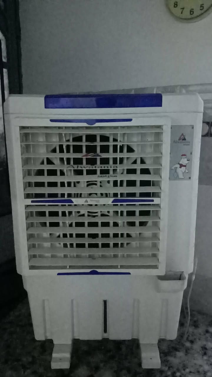 كونفيرا للبيع نضافه 100/90
السعر 150 نهايته


**إذا كنت صاحب هذا الإعلان وتريد حذفه لأي سبب، رجاءا أرسل رسالة إلى الدعم الفني**