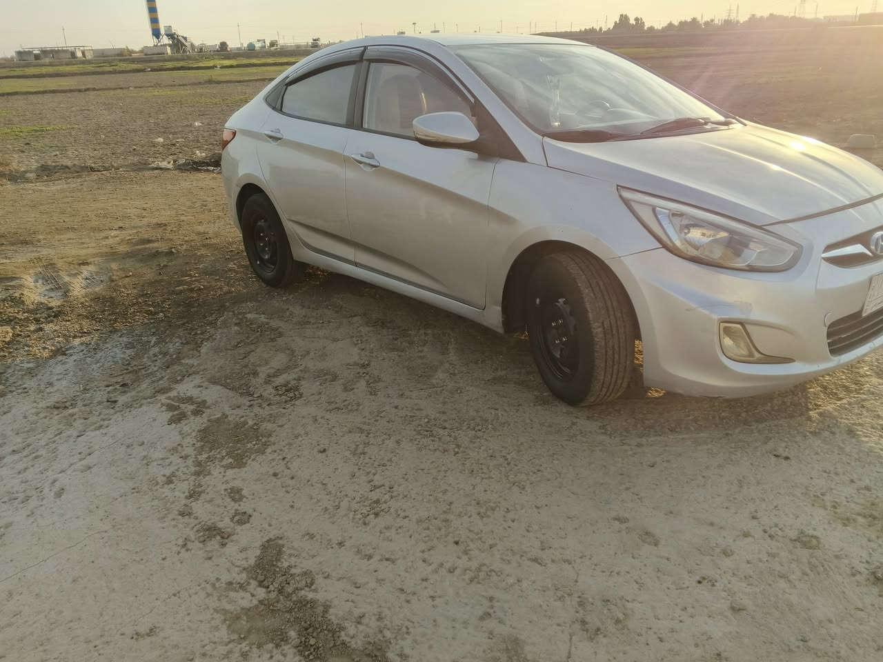 سلام عليكم اكسنت 2016 رقم واسط سنويه نافذه بل 2023 مكان واسط الكوت الحرار سعر 70 وبيها مجال بسيط مصبوغ حزام بيها ظربه جنطه وتبديل جاملغ خلفي تبديل بس الكفر بي كص محرك الف 400 محرك مبدل الاستيك والف كير مكفول تخم تأير صدر 85 بل 100 باقي تفاصيل الاتصال ***********
