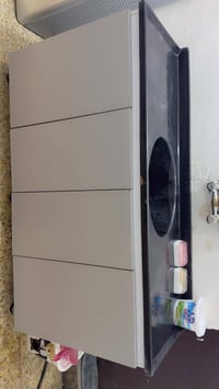 مطبخ مستعمل شهرين الكاونتر 3 متر والسنك 2 متر الابواب هايدروليك نوع ال...