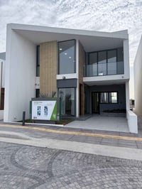 للبيع بيت كاردنز 160 متر 3 نوم طابقين بسعر مناسب  للاستفسار 0788511111...